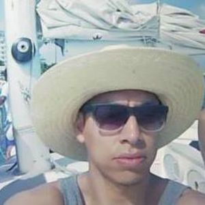 Meet your Posher, Raul